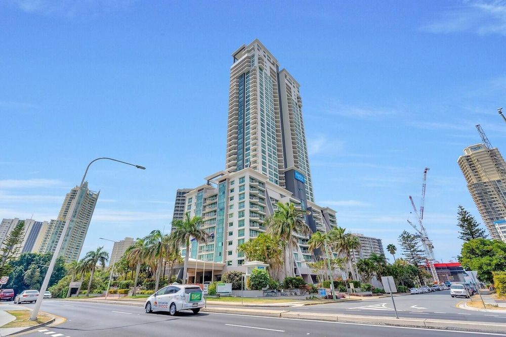 undefined Crown Tower 25th Floor by Gold Coast Premium 3