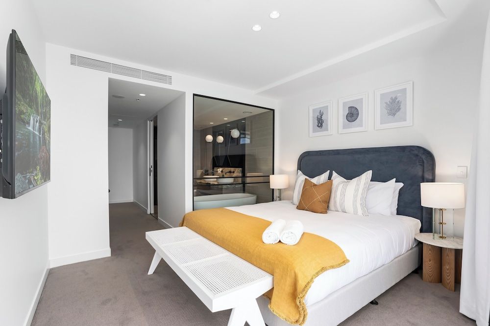 undefined Jewel Beachfront Residences 4