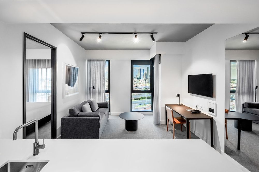 Nesuto Docklands Apartment Hotel Executive One Bedroom Apartment 10