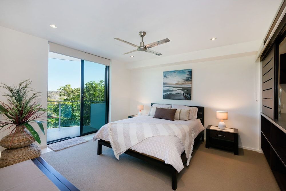 Apartment (3 Bedrooms)