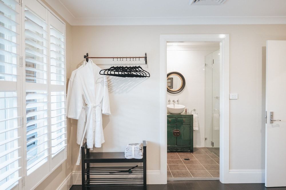 Birches Mudgee The Pardalote Room 6