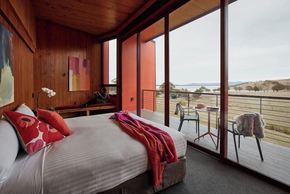 Iron Creek Bay Estate Pavilion Bay Room