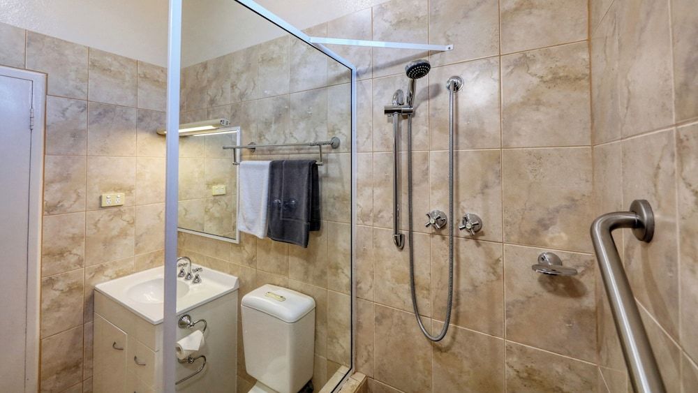 Silver Haven Motor Inn Superior Studio, 1 Queen Bed, Non Smoking, Kitchenette 6