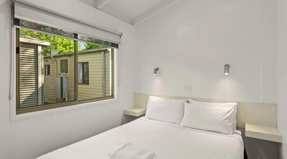 Discovery Parks - Mount Buffalo Economy 2 Bedroom Cabin - Sleeps 4