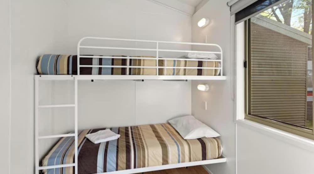 Discovery Parks - Mount Buffalo Economy 2 Bedroom Cabin - Sleeps 4 2