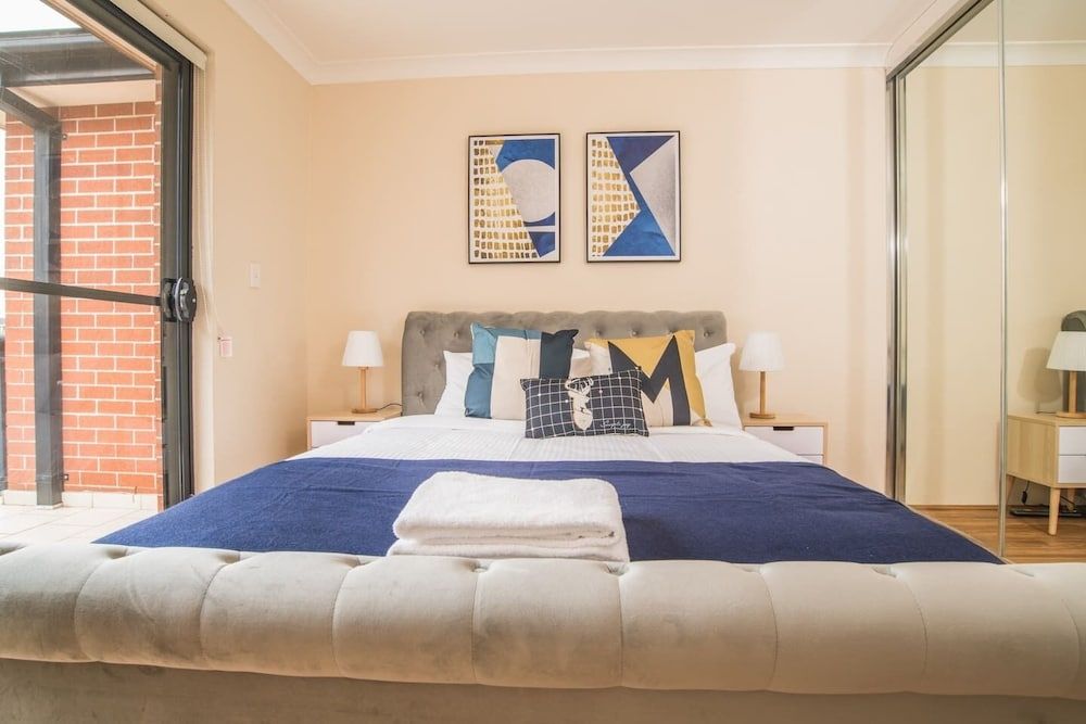 Apartment (3 Bedrooms)