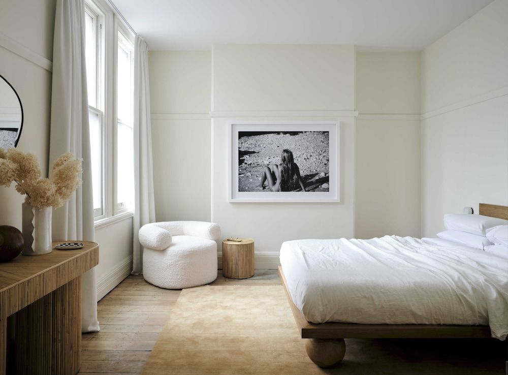 Sarah Ellison Luxury Apartment