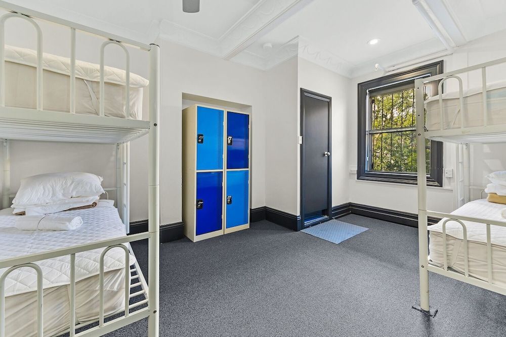 Shared Dormitory, Men only (Ages 18-39)