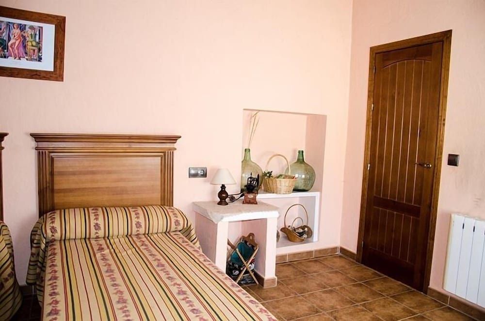 House, Multiple Bedrooms