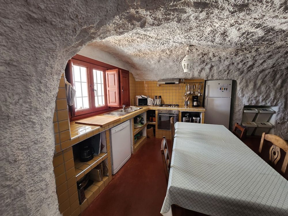 Cuevas Andalucia Family House, 3 Bedrooms 7