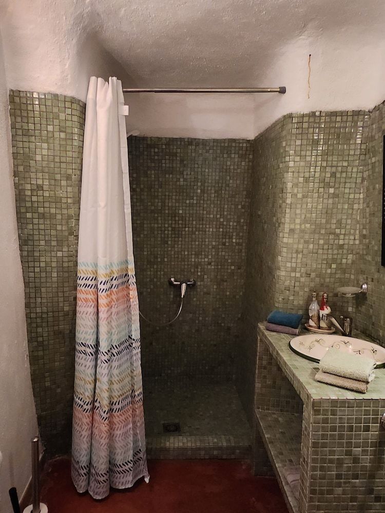 Cuevas Andalucia Family House, 3 Bedrooms 3