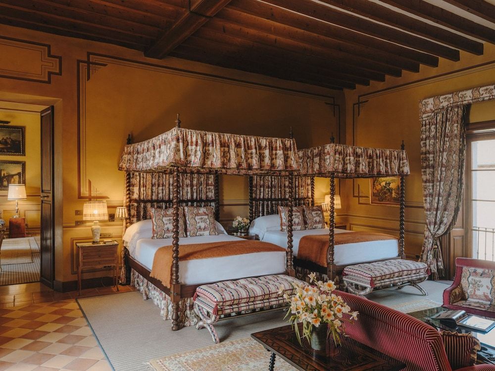 Grand Suite (Son Net)