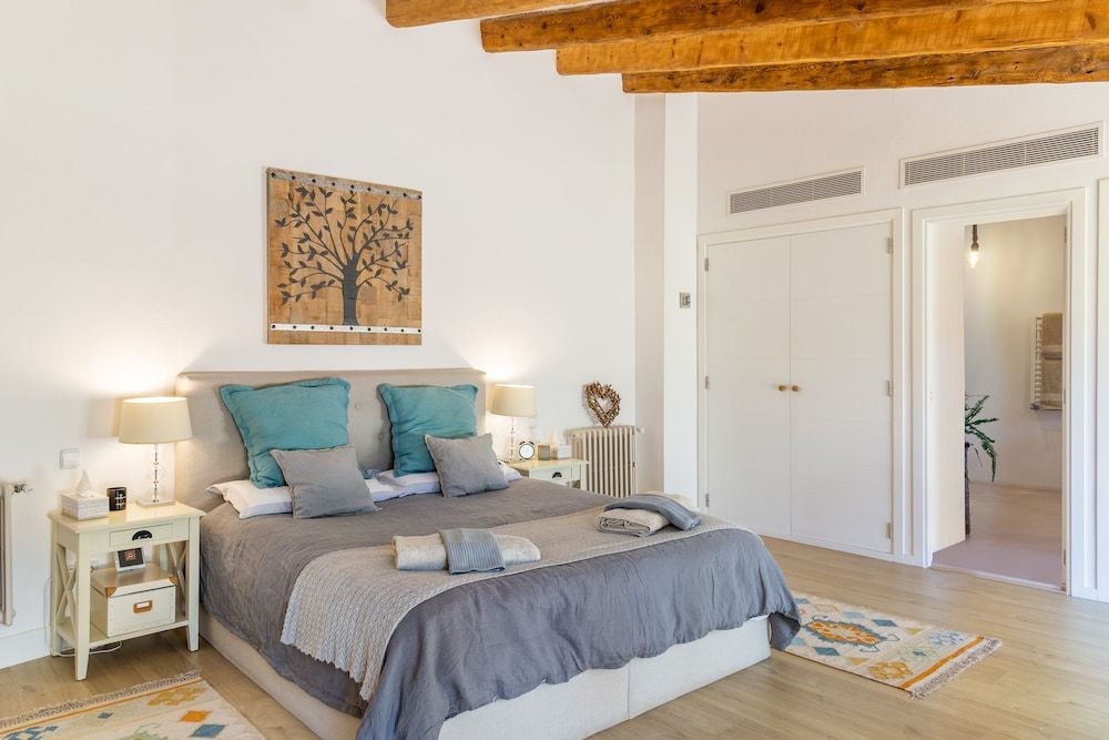 Villa (4 Bedrooms)