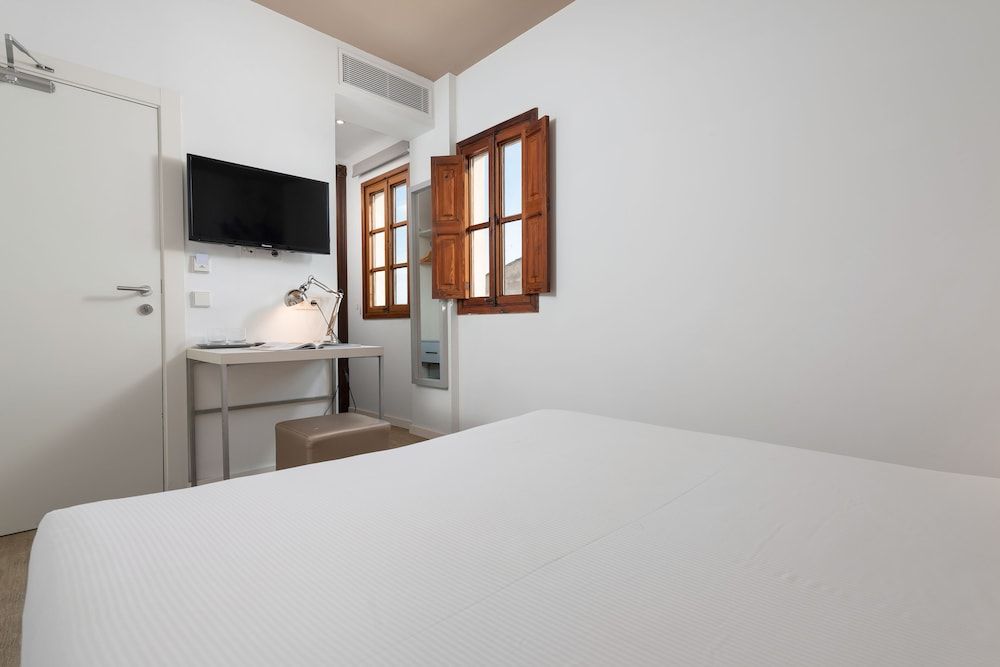HBE Boutique España Standard Room 4