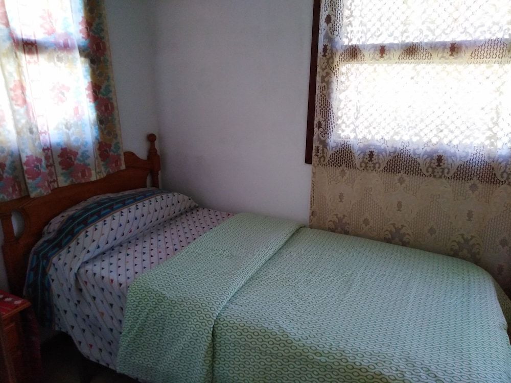 Single Room (5)