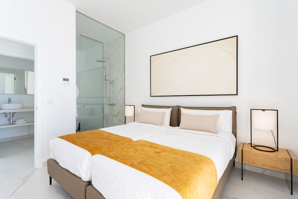 Suite, 2 Bedrooms, Private Pool (B3.1)