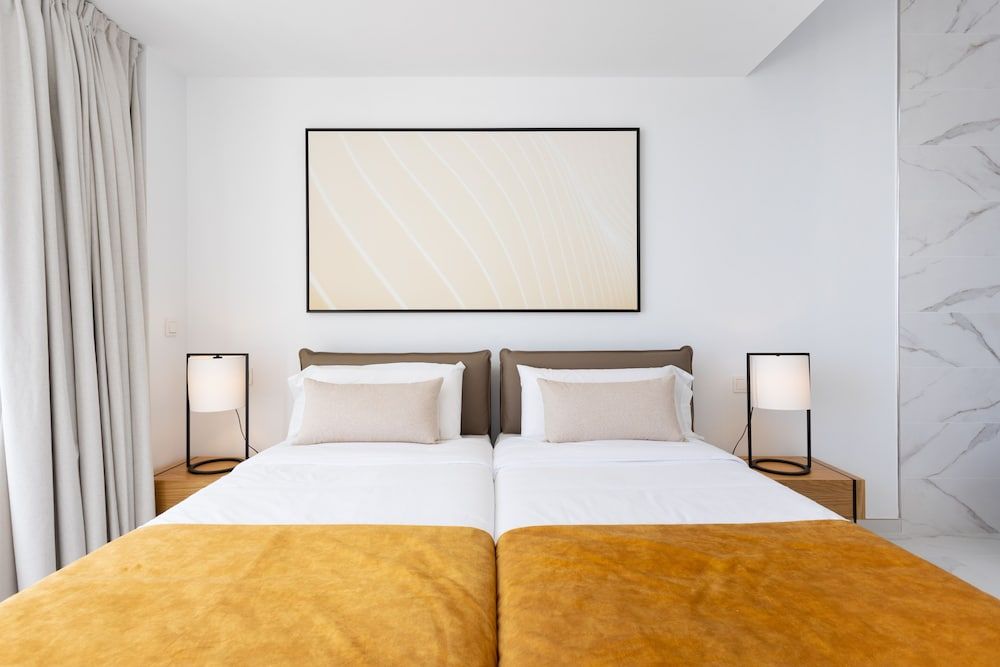 Suite, 2 Bedrooms, Private Pool (B2.1)