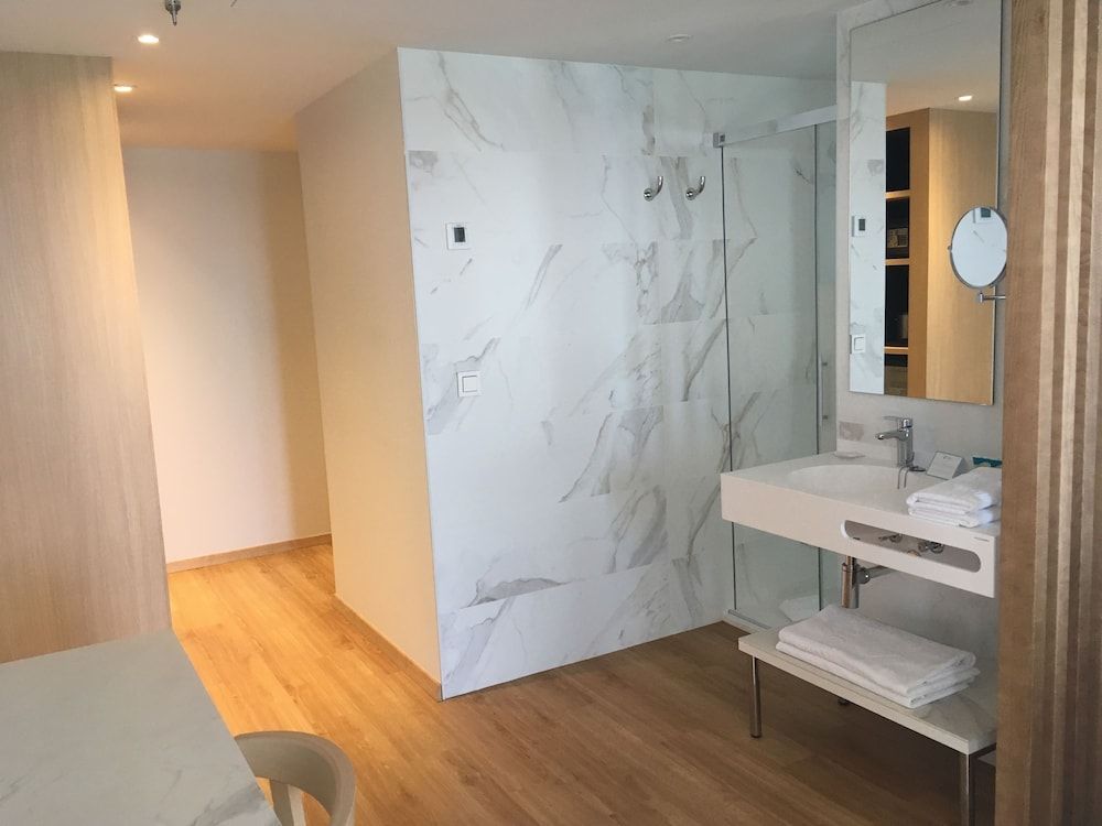 Double Room, Balcony