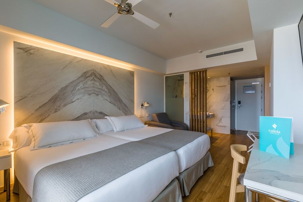 Double Room, Balcony