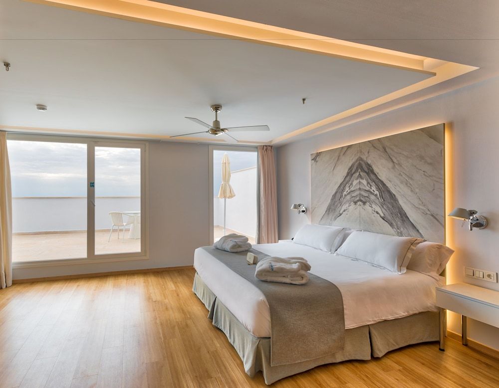 Double Room, Balcony, Sea View