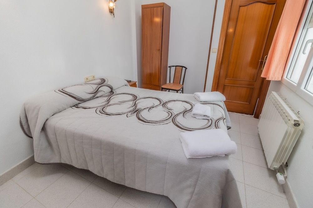 Hostal Restaurante La Buena Villa by Vivere Stays Double or Twin Room 3