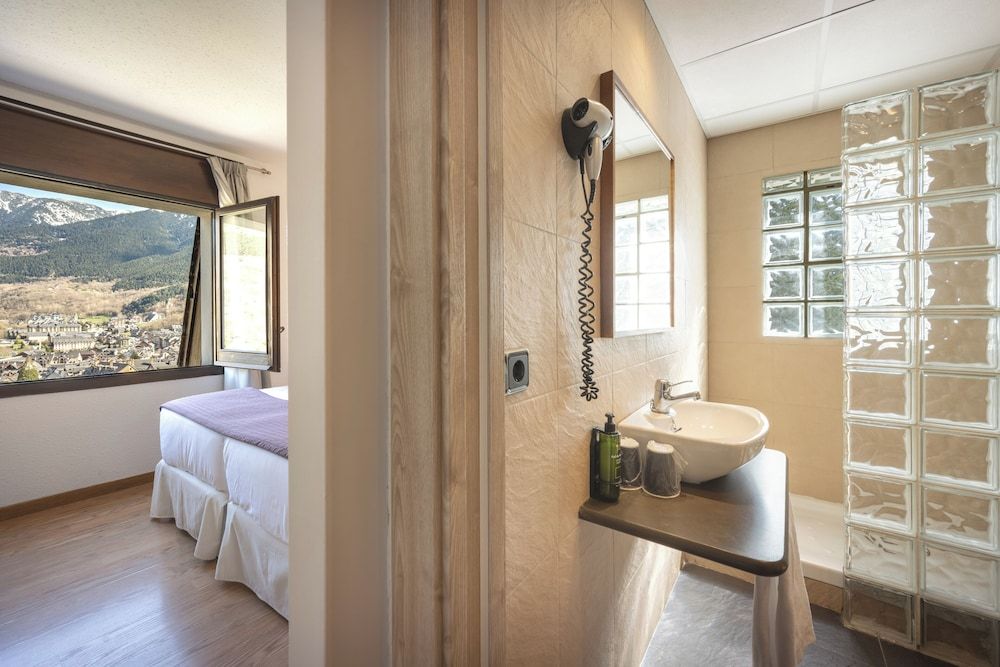 Hotel Blu Aran Double Room 10