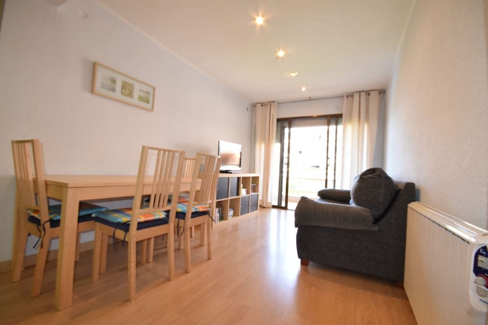 Apartment, 3 Bedrooms, Beach View