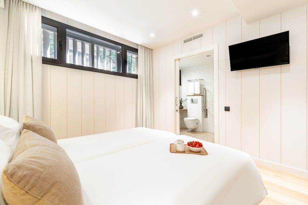 Casa Bella Gracia by Aspasios Double or Twin Room 7