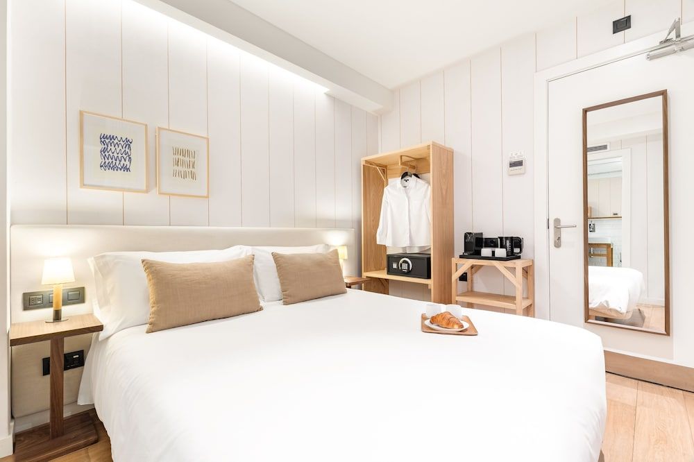 Casa Bella Gracia by Aspasios Economy Room 2