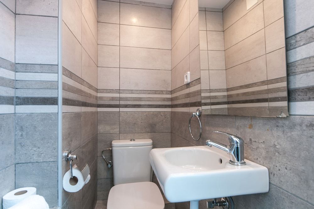 Lovely and Central 4 BR Apartment Family Apartment, 4 Bedrooms 37