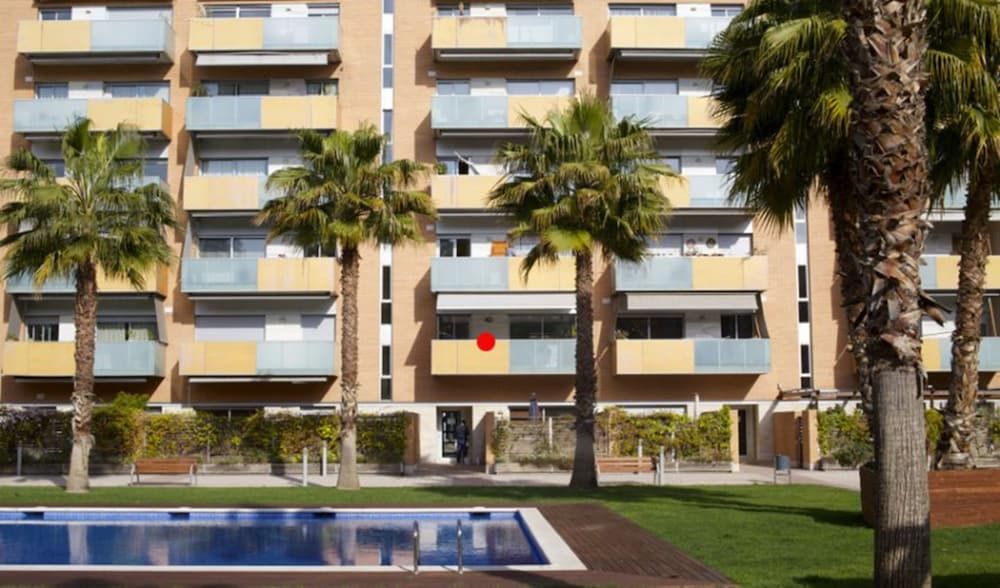 undefined BarcelonaForRent Vila Olimpica Beach 2