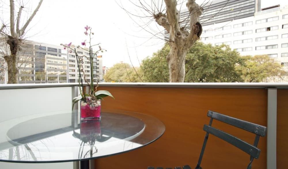 BarcelonaForRent Vila Olimpica Beach Apartment, 3 Bedrooms, Pool Access 16