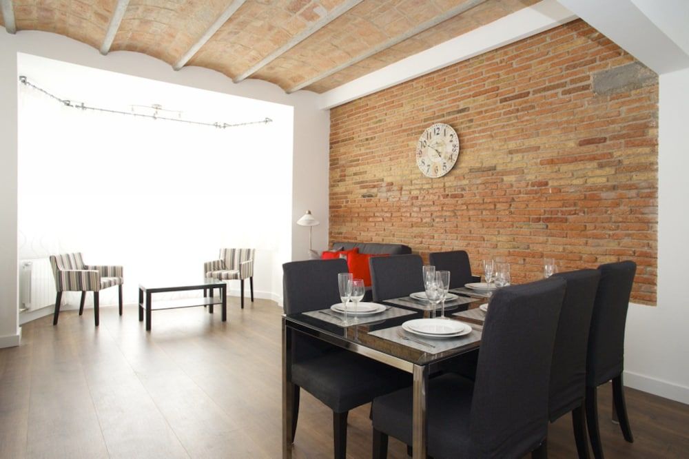 undefined BarcelonaForRent Tucson Suites 7