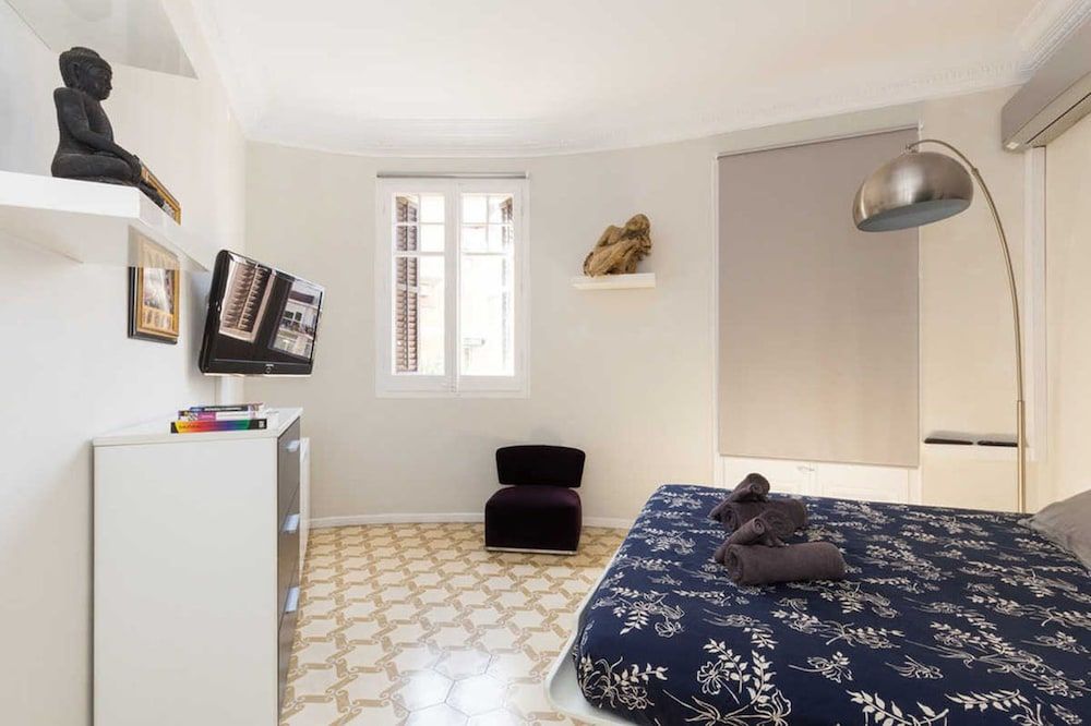 undefined Design Guestroom Barcelona Arc de Triomf 10