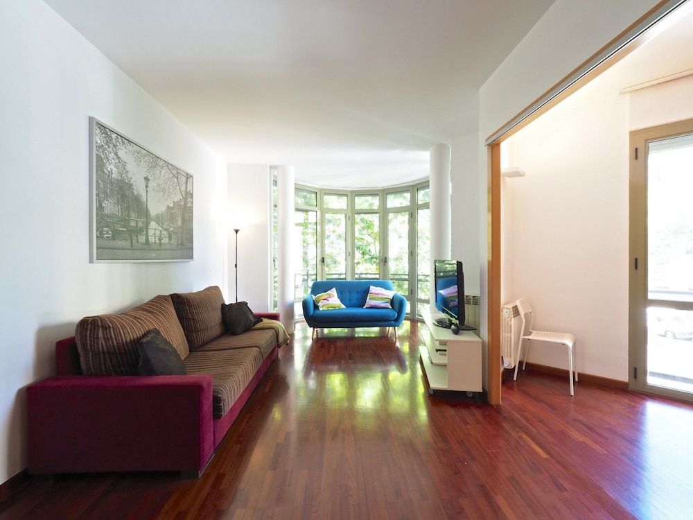 BarcelonaForRent The Gaudi Suites Basic Apartment, 1 Bedroom, Private Bathroom 13