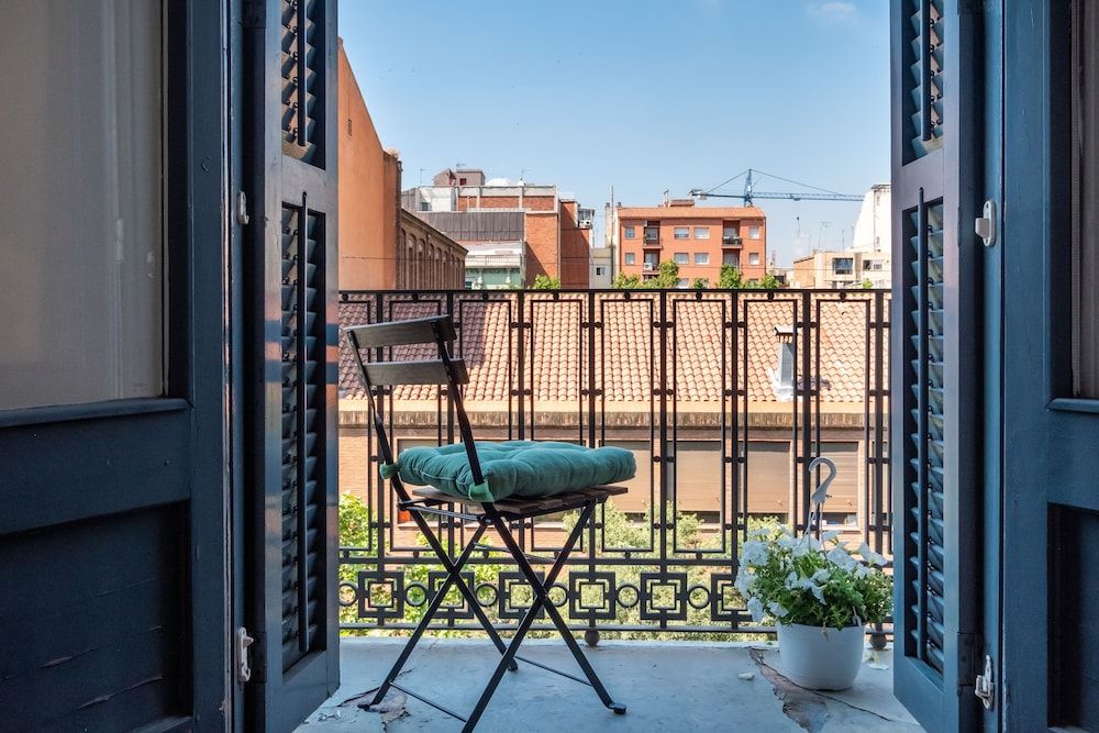 Stunning 4BR Apart in Sagrada Familia Apartment, 4 Bedrooms 17