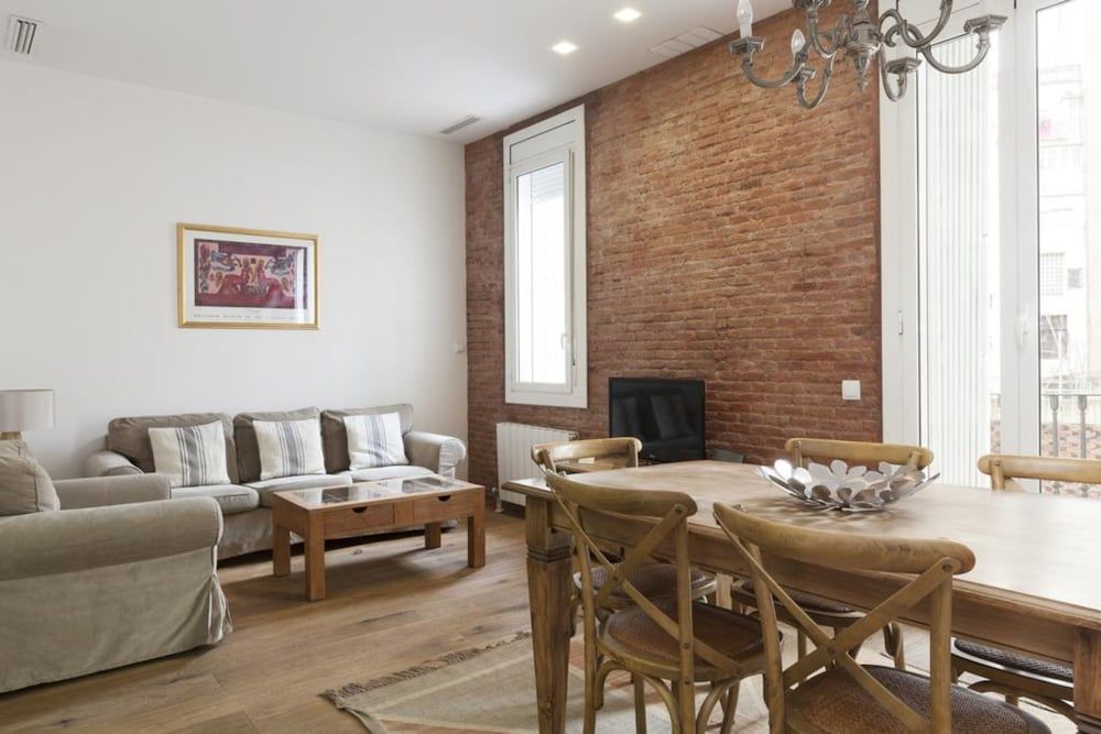 undefined Akira Flats Roger de Flor Chic apartment