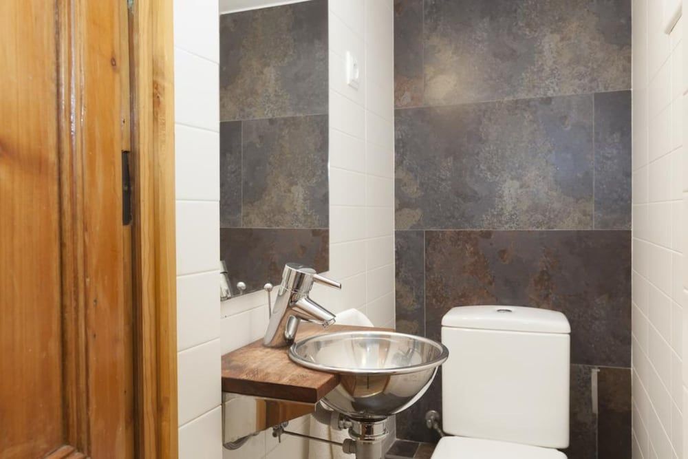 Akira Flats Roger de Flor Chic apartment Apartment, 3 Bedrooms, Terrace 8