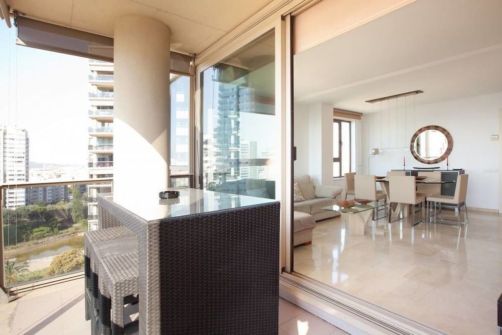 Akira Flats Diagonal Mar Apartment, 4 Bedrooms, Balcony, Sea View (10th floor) 7