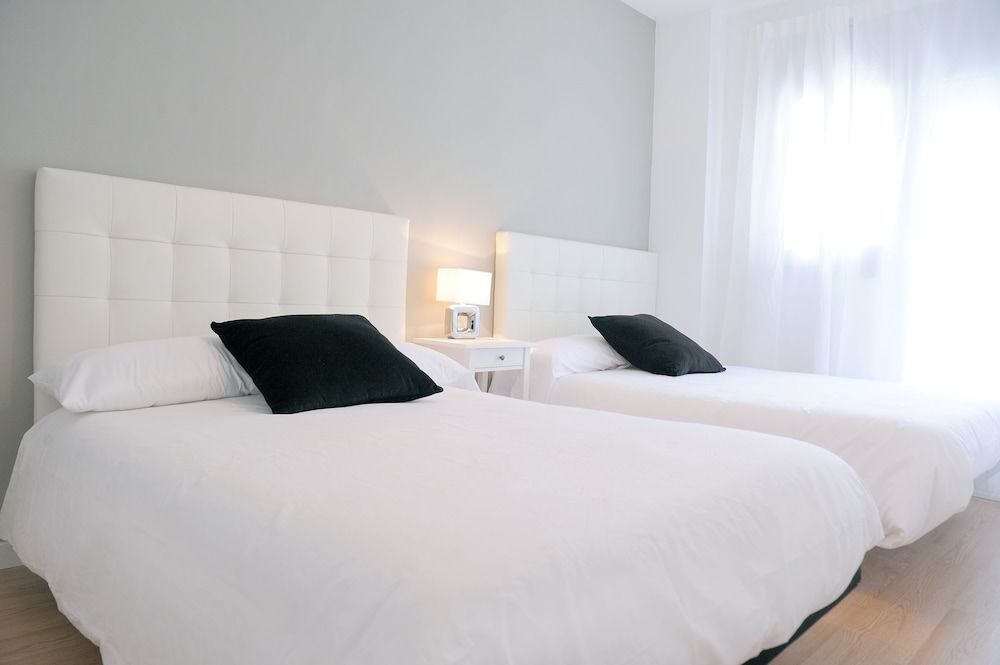 undefined Amazing City Center Apartment 10