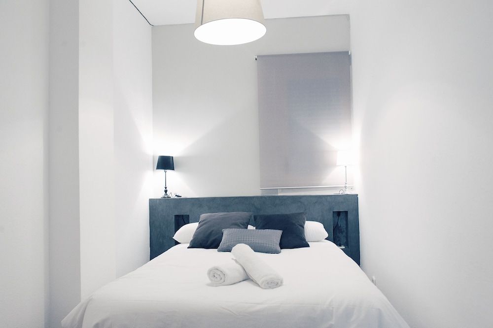 undefined Amazing City Center Apartment 3