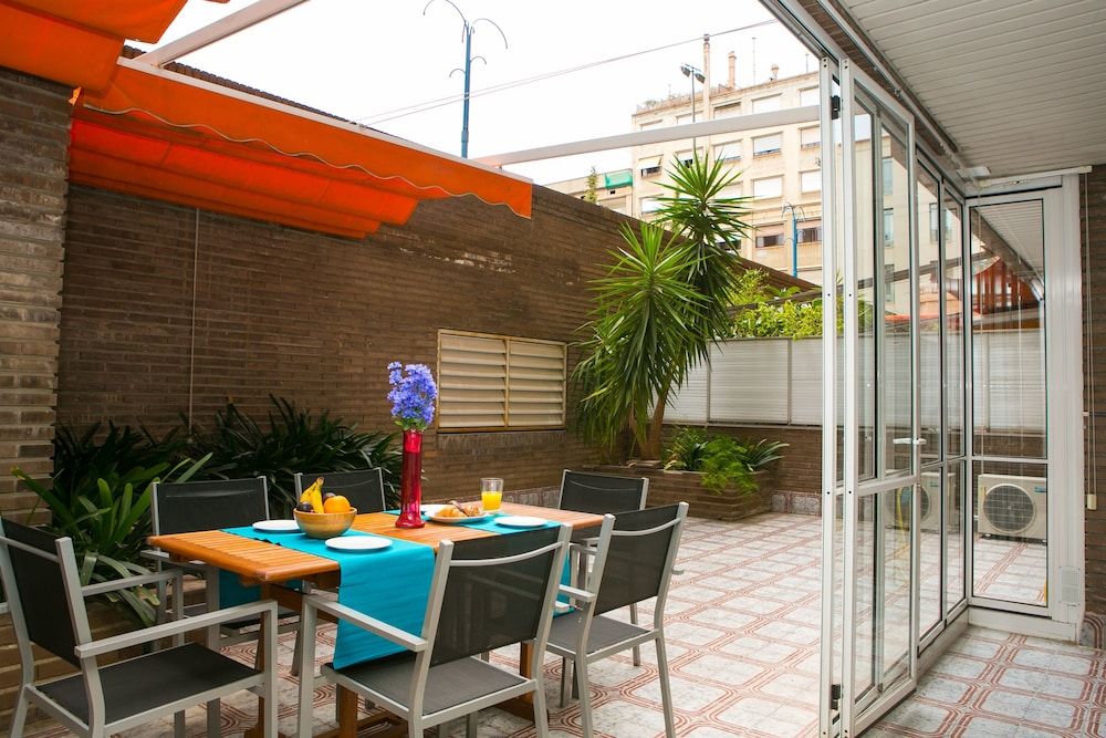 Apartment With Large And Private Terrace Apartment, 3 Bedrooms 35