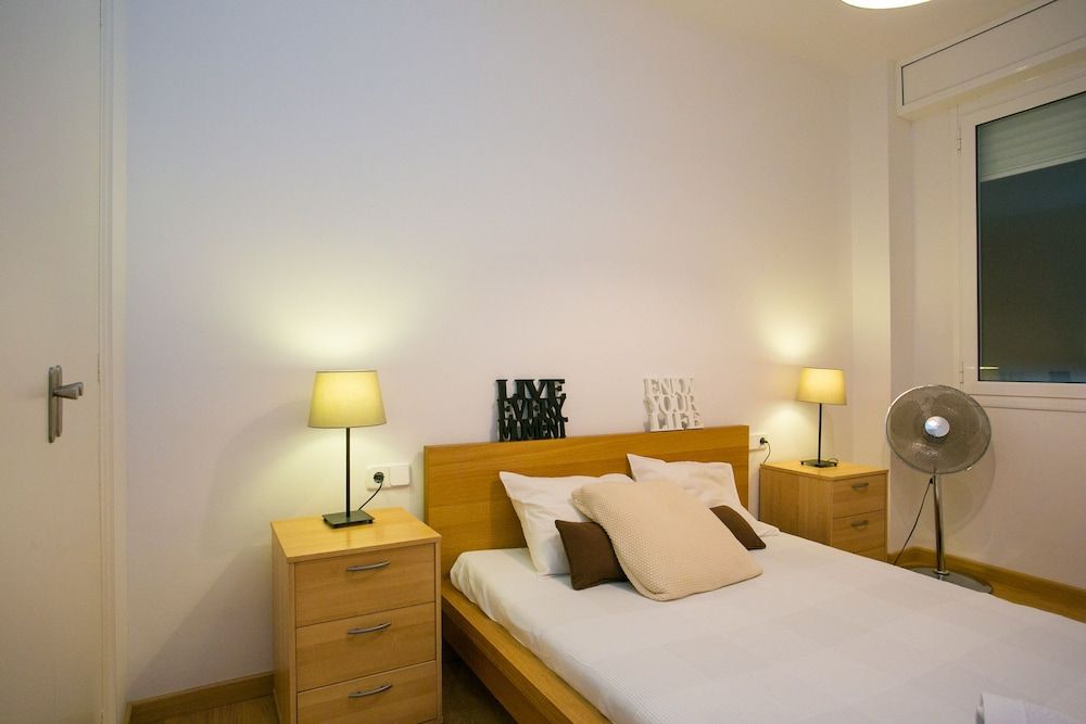 Apartment With Large And Private Terrace Apartment, 3 Bedrooms 7