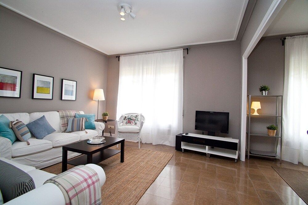 Cute & Spacious Eixample Apartment Apartment, 3 Bedrooms 28