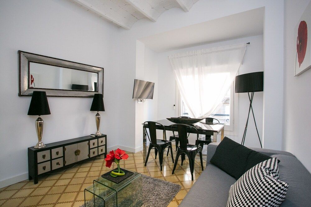 Beautiful Sagrada Familia Apartment Apartment, 3 Bedrooms 23