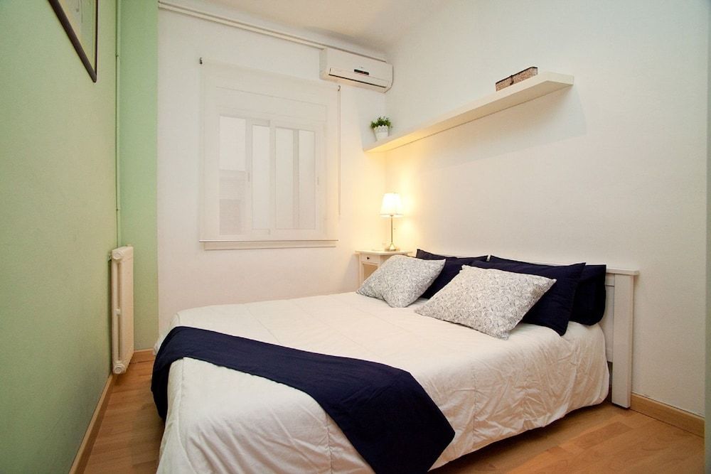 undefined Cozy Eixample Apartment 2