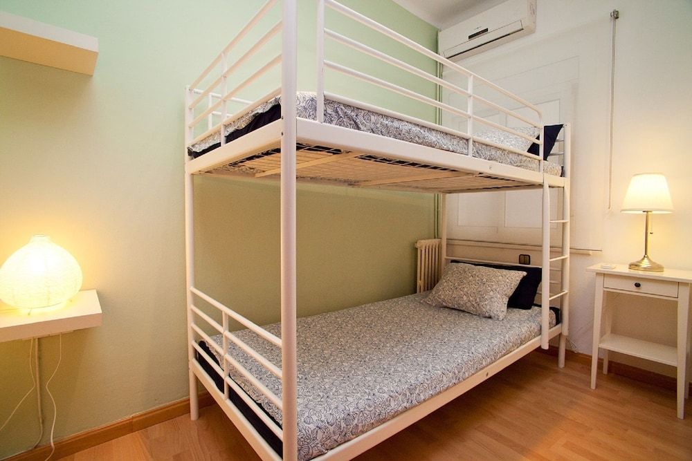 undefined Cozy Eixample Apartment 3