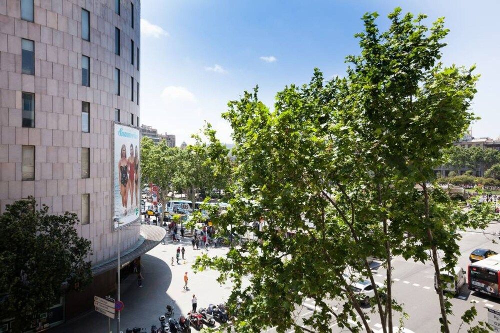 undefined Akira Flats Plaza Catalunya 2