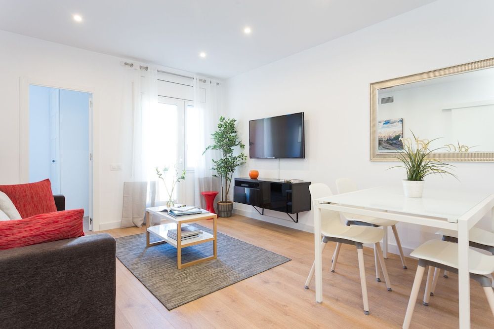 Opening Doors Sagrada Familia II Apartment, 4 Bedrooms, City View 16