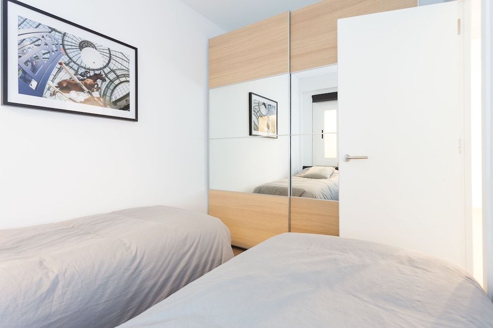 Opening Doors Sagrada Familia II Apartment, 4 Bedrooms, City View 11